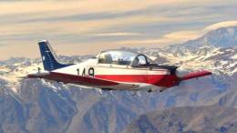 Avi�n de entrenamiento T-35 Pillan (Foto; ENAER) 