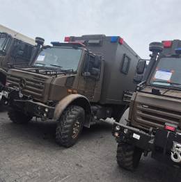 Veh�culos Mercedes-Benz Unimog 4000 versi�n Ambulancia, entregados en San Antonio, Chile. 