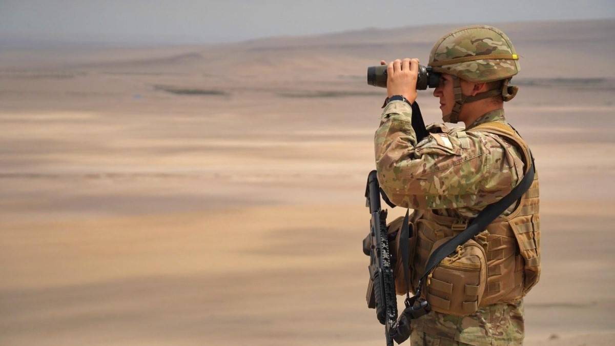Soldado del Ejército de Chile realizando vigilancia en la frontera norte (Foto: Ejército de Chile) Soldado del Ejército de Chile realizando vigilancia en la frontera norte (Foto: Ejército de Chile)