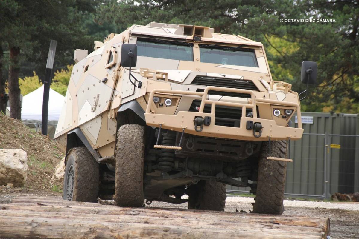 Cada día se organizan demostraciones dinámicas de nuevo material y de capacidades militares como las propias de l’Armée de terre gala. (Octavio Díez Cámara) Cada día se organizan demostraciones dinámicas de nuevo material y de capacidades militares como las propias de l’Armée de terre gala. (Octavio Díez Cámara)