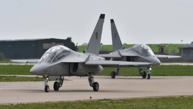 Dos Leonardo M-346 de la Aeronautica Militare Italiana. (Cr�ditos: Leonardo)