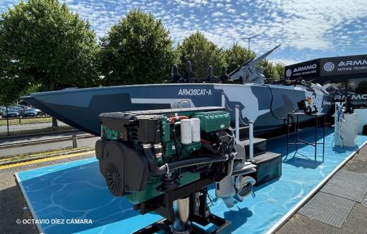 Las l�neas del ARW39CAT-A han sido muy cuidadas para generar una plataforma tipo USV que pueda ser discreta en cometidos ISR y capaz de misiones ofensivas navales. (Octavio D�ez C�mara)