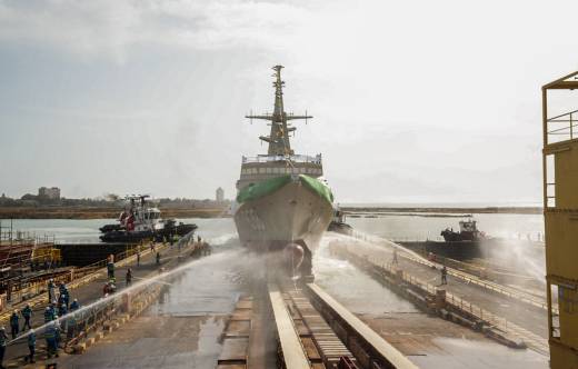 Momento clave de la botadura (Navantia)
