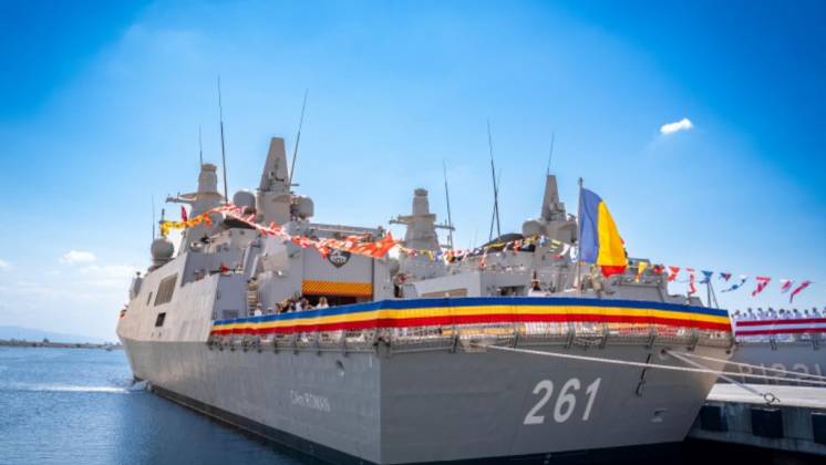 La nueva corbeta �Contraamiral August Roman� de la Fuerzas Navales Rumanas. (foto Ministerio de Defensa de Rumania)