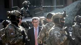 Ministro de Defensa Fernando Barros (Foto: Mindef) 