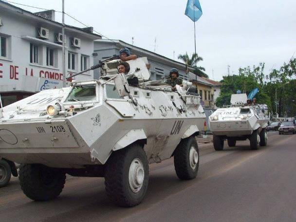 Blindados RPZ C�ndor UR-425 del Ej�rcito Uruguayo.