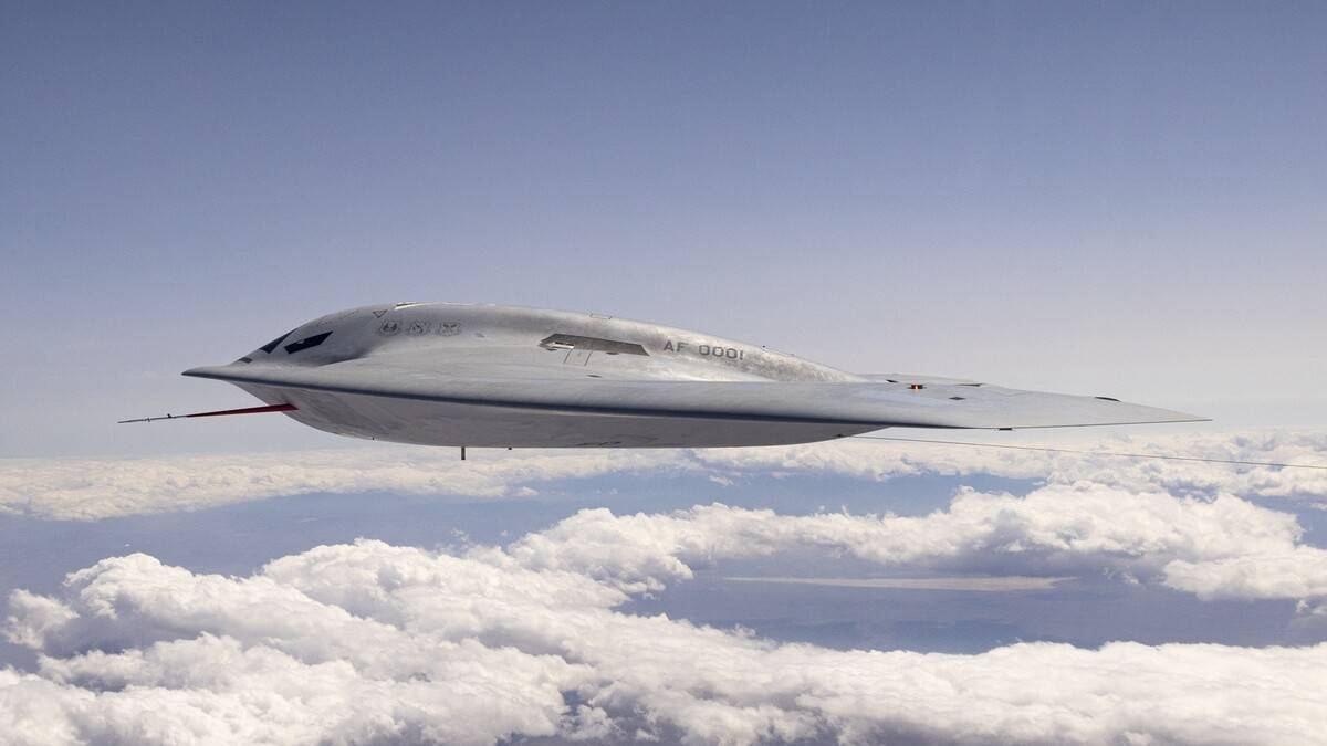 B-21 en vuelo. B-21 en vuelo.