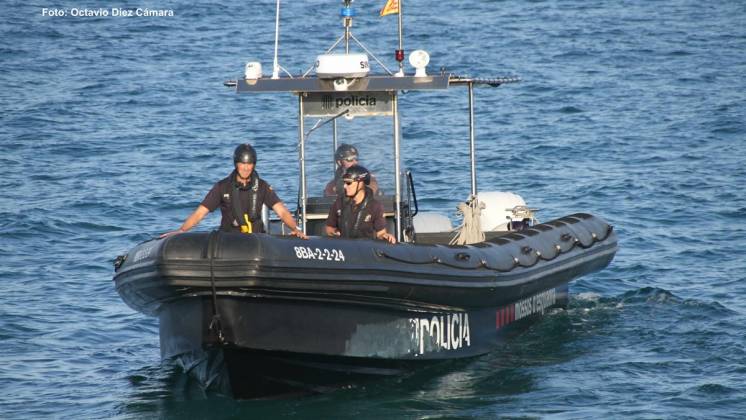 La Polic�a Mar�tima del Cuerpo de Mossos d�Esquadra est� especialmente activa estos d�as de verano. (Octavio D�ez C�mara)