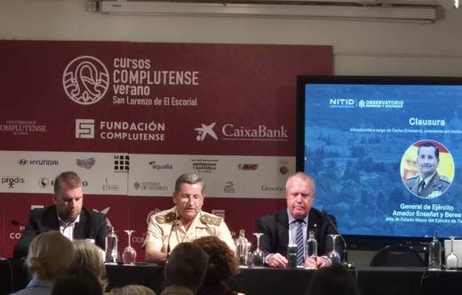 El JEME en la Universidad Complutense de Madrid (foto Ej�rcito de Tierra)