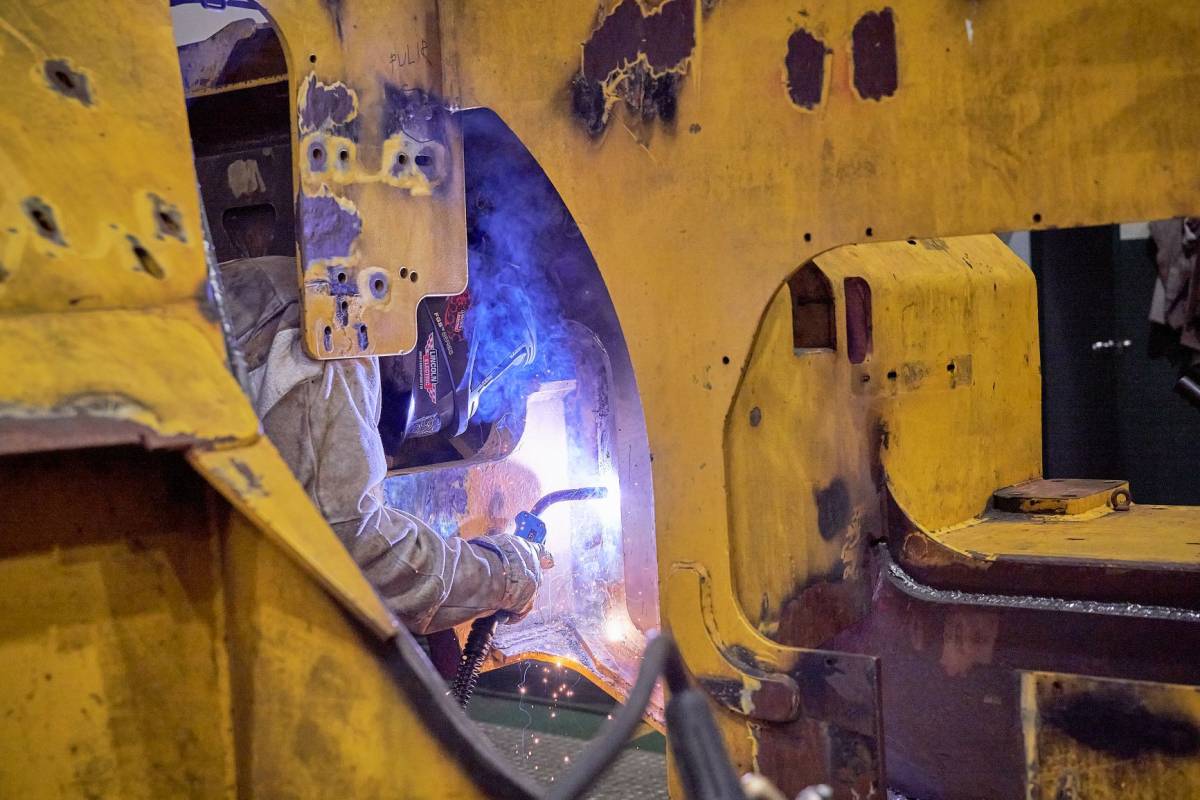 Proceso de soldadura de reparación de componentes pesados (HIMESA) Proceso de soldadura de reparación de componentes pesados (HIMESA)