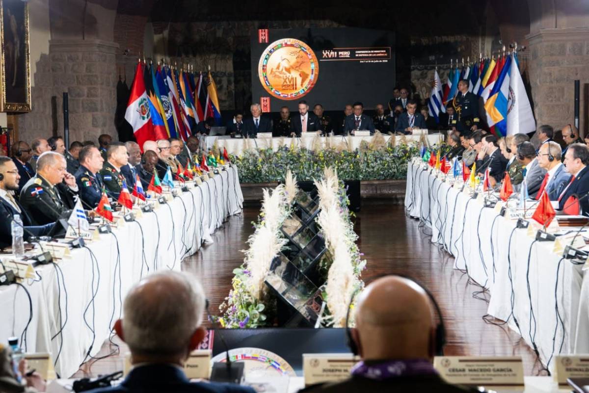 Ceremonia de inauguración de la XVII Conferencia de Ministros de Defensa de las Américas en Cusco, Perú. (Foto: Ministerio de Defensa de Perú) Ceremonia de inauguración de la XVII Conferencia de Ministros de Defensa de las Américas en Cusco, Perú. (Foto: Ministerio de Defensa de Perú)