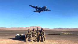 H�rcules C-130 de la Fuerza A�rea de Chile junto a Comandos de Aviaci�n de la FACh y Joint Terminal Attack Controllers (JTAC) de la USAF (Foto: FACh).