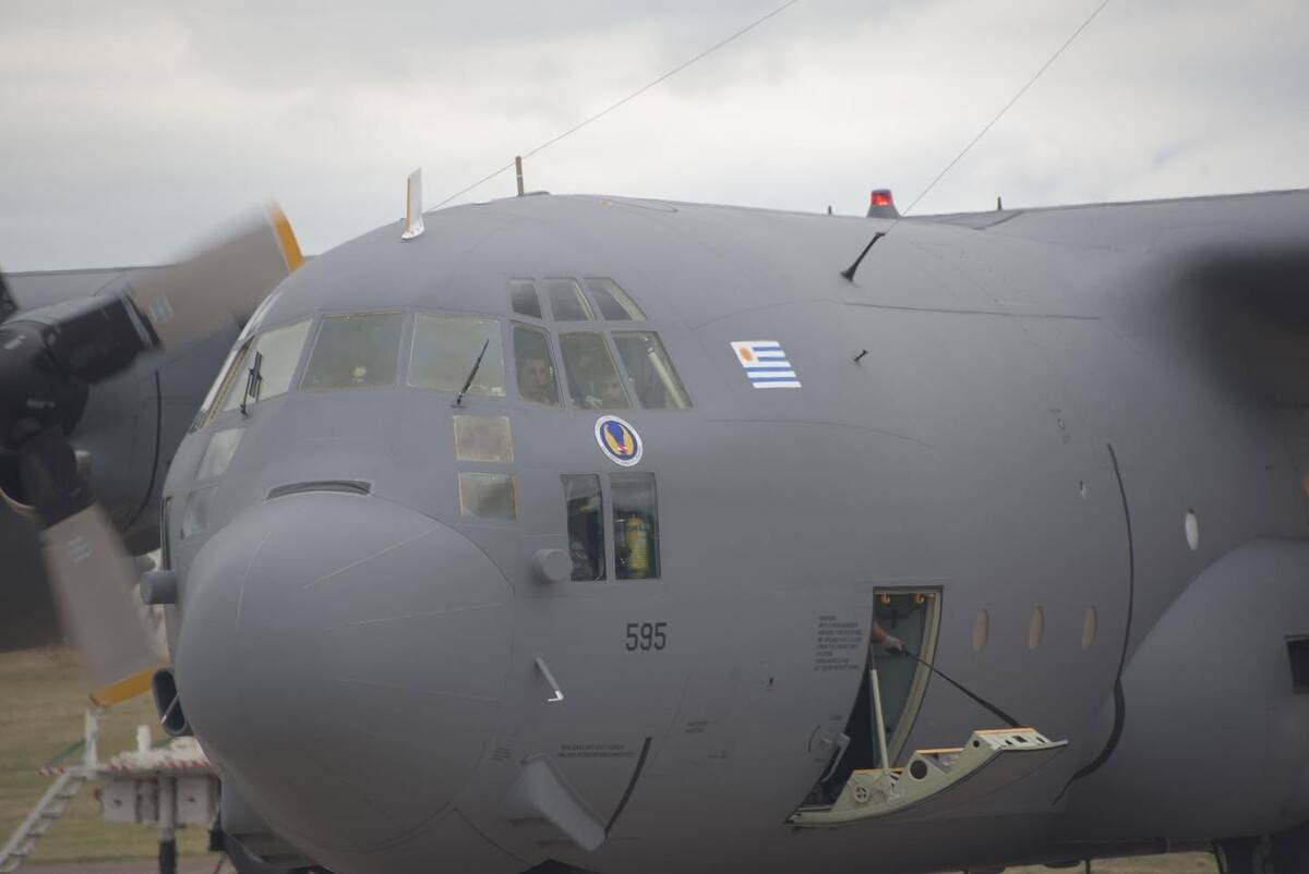 Fuerza Aarea Uruguaya_Hercules_ Fuerza Aarea Uruguaya_Hercules_