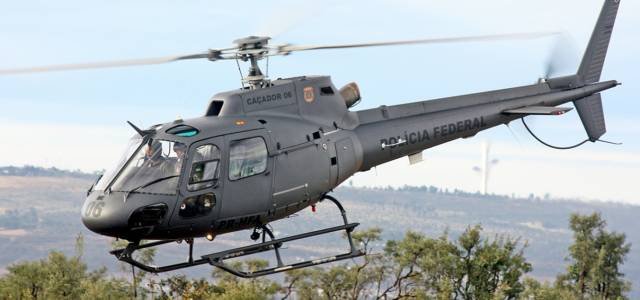 Helic�ptero de la Polic�a Federal de Brasil.