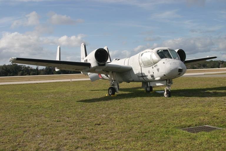 Manufacturado por Grumman, este OV-1D “Mohawk” inició su andadura en 1959 para cumplir con las misiones de observación y reconocimiento. (Antonio Ros Pau, copyright defensa.com)