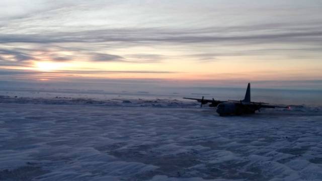 Hercules De La Fuerza Aerea Argentina Realizo El Primer Cruce A La Antartida Desde Que Se Declaro Covid 19 Noticia Defensa Com Noticias Defensa Defensa Com Argentina