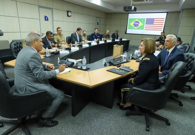 La nueva comandante del Comando Sur de los Estados Unidos (SOUTHCOM) en Brasil Image.php?file=fichero_28933_20211126